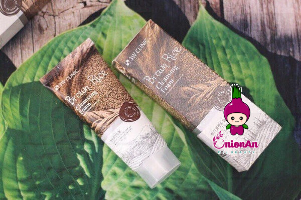 Sữa Rửa Mặt Chiết Xuất Từ Gạo 3W Clinic Brown Rice Foam Cleansing